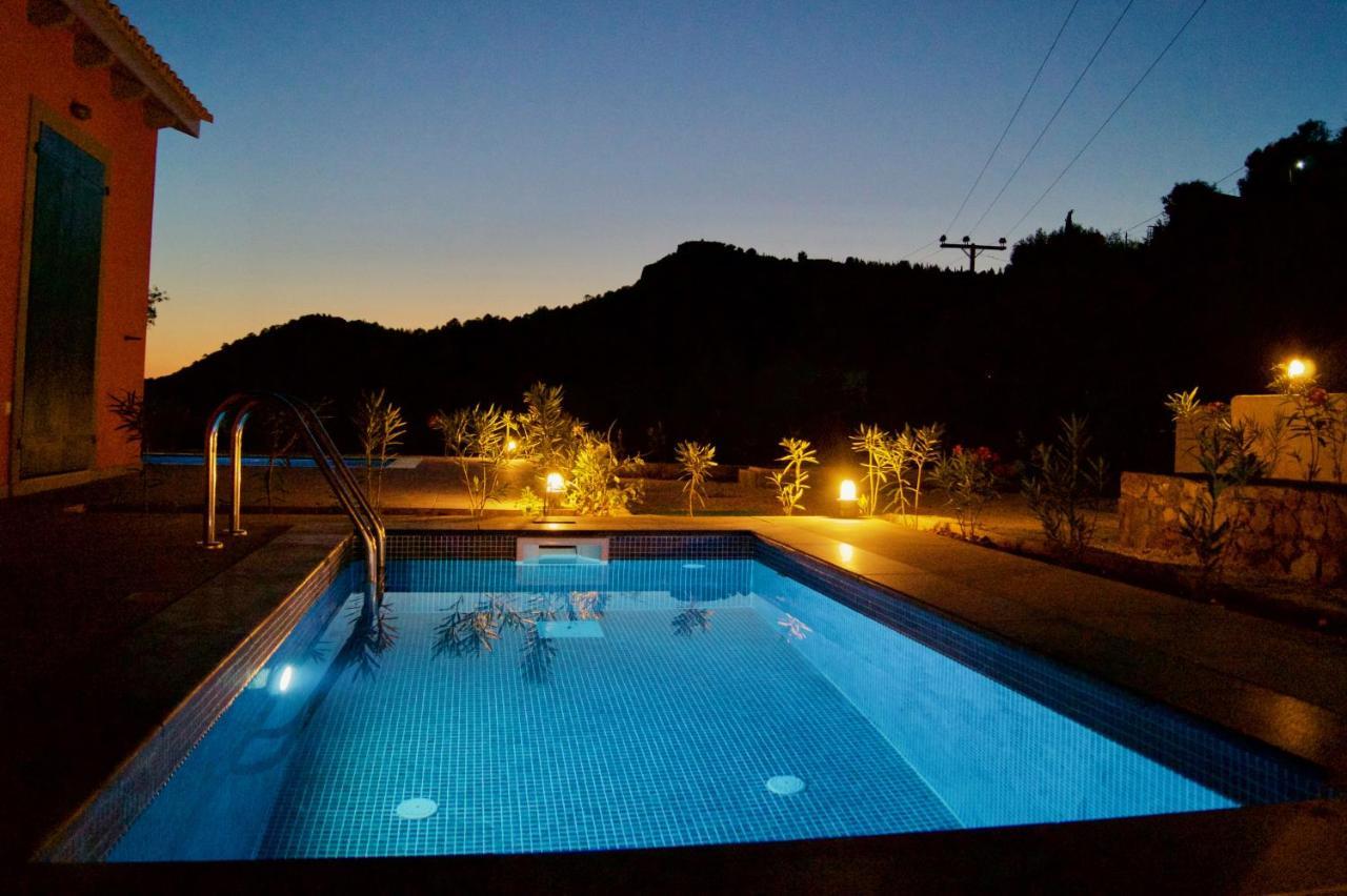 Throisma Studios With Private Pool & Parking Асос Экстерьер фото